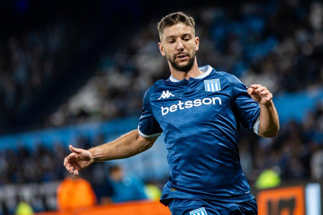 La tajante decisioacuten de Racing sobre el futuro de Luciano Vietto