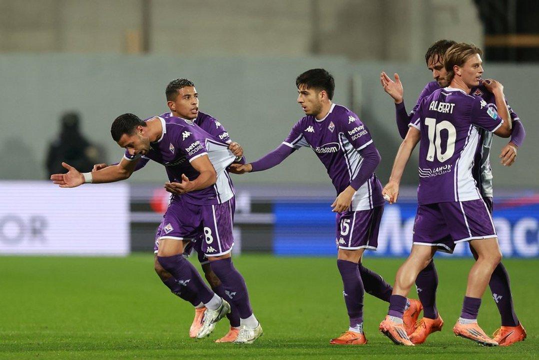 Fiorentina goleoacute al Udinese y sumoacute su primera victoria en la Serie A