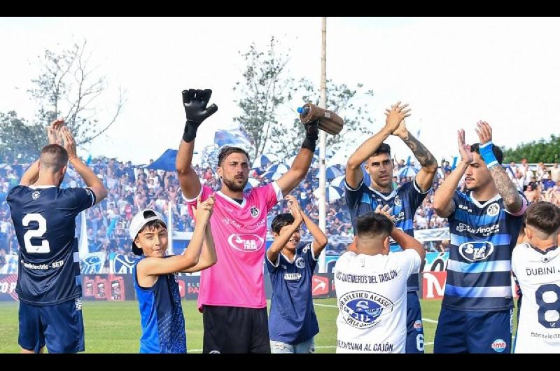 Acassuso empatoacute en Maschwitz y concretoacute un ascenso histoacuterico a la Primera Nacional