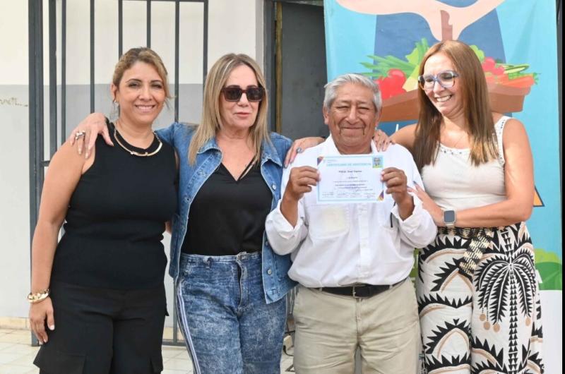Entrega de certificados y cierre del ciclo de talleres 