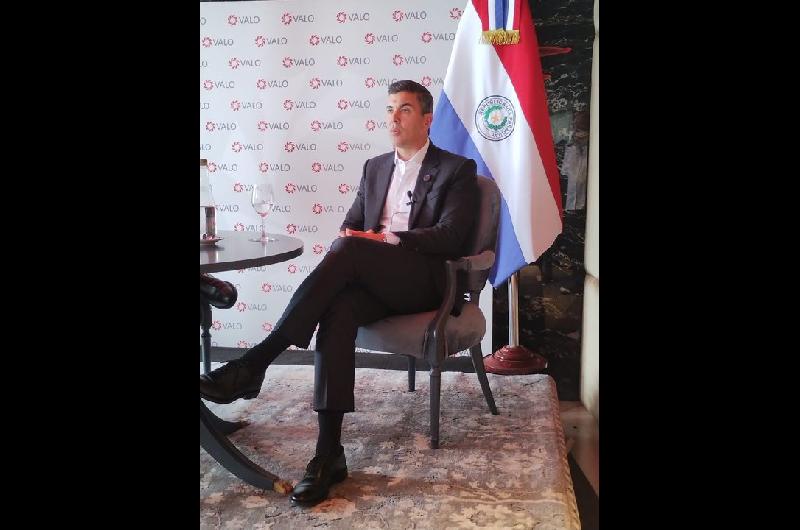 Pentildea habilitoacute el traacutensito vehicular del Puente de la Integracioacuten entre Paraguay y Brasil