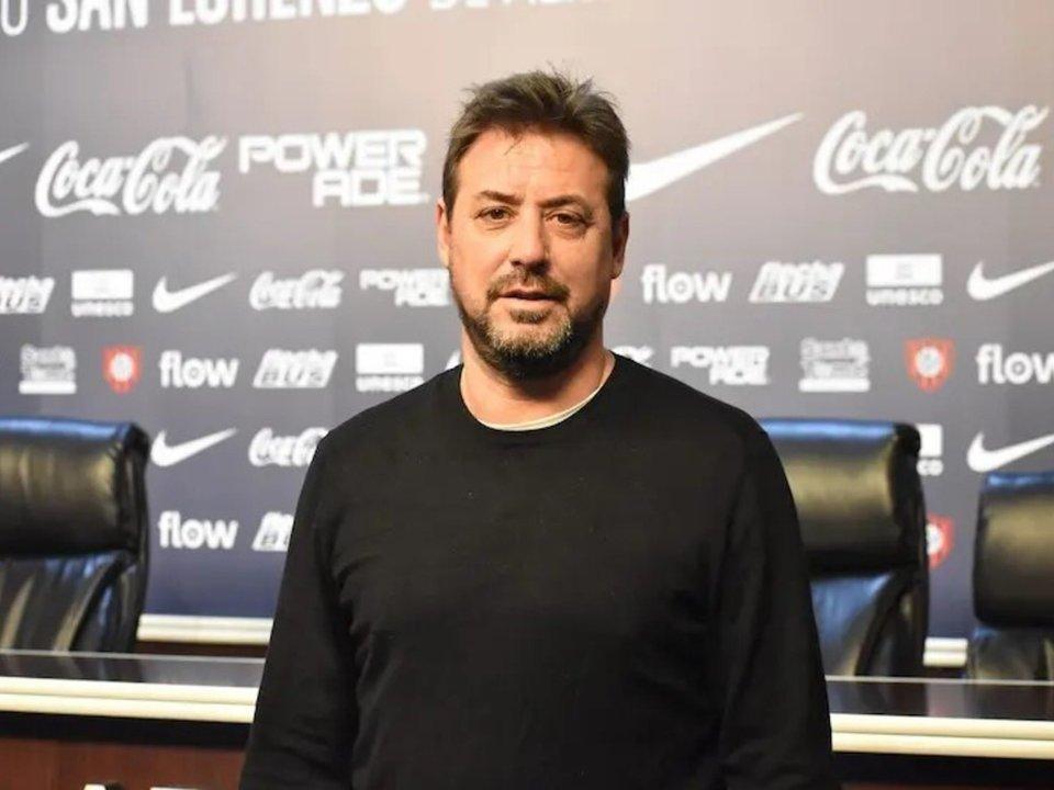 Asamblea Extraordinaria en San Lorenzo- Costantino fue elegido como presidente