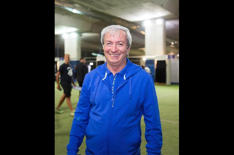 El presidente de Veacutelez apuntoacute contra Estudiantes de La Plata y Foster Gillet