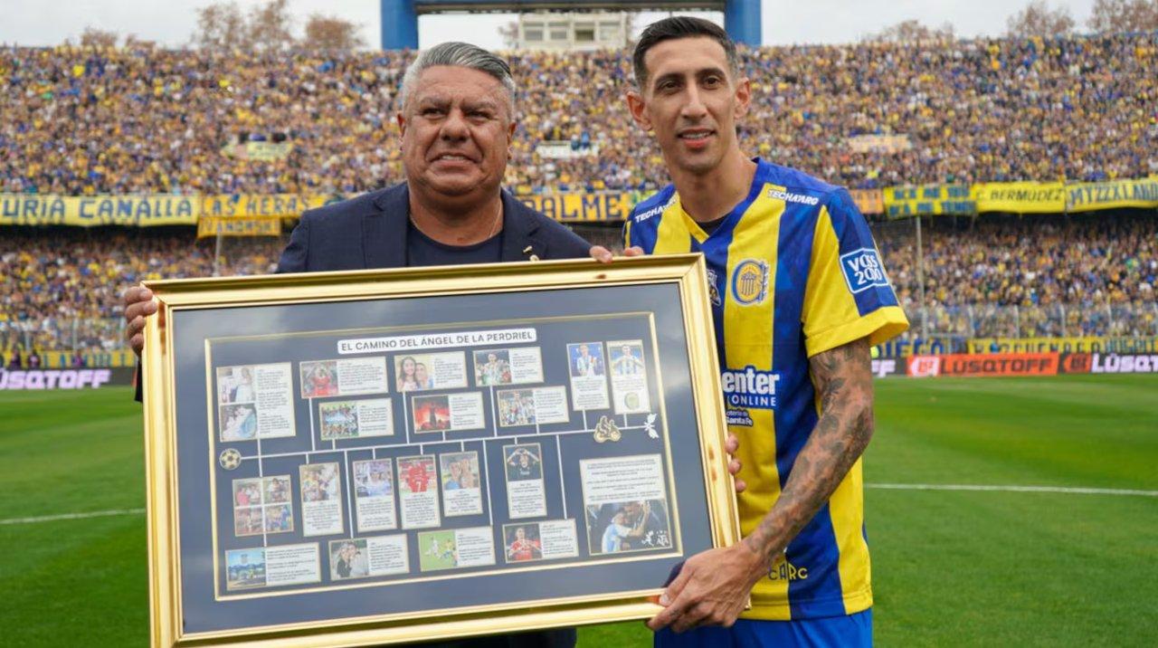 En medio de la poleacutemica ldquoChiqui Tapia saludoacute a Rosario Central por sus 136 antildeos