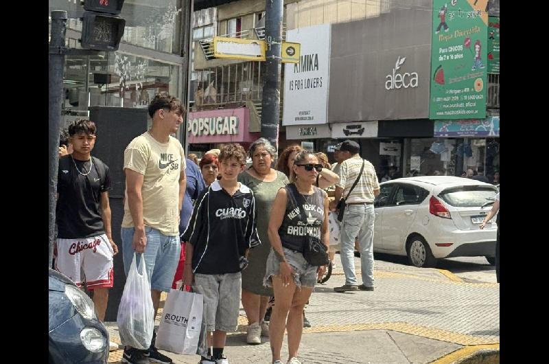 Papaacute Noel austero- las ventas subieron 13-en-porciento-