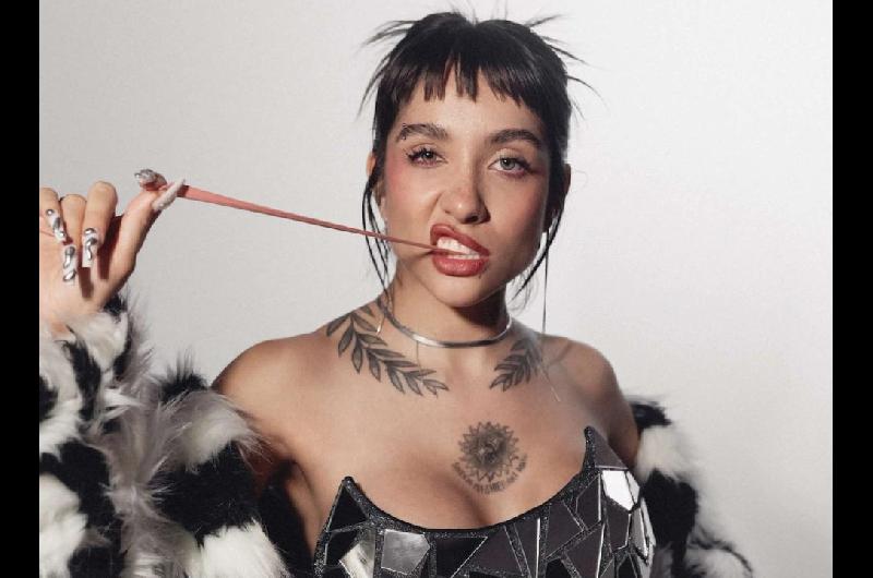 Mariacutea Becerra respondioacute a los haters que la cuestionaron por vacacionar en el exterior