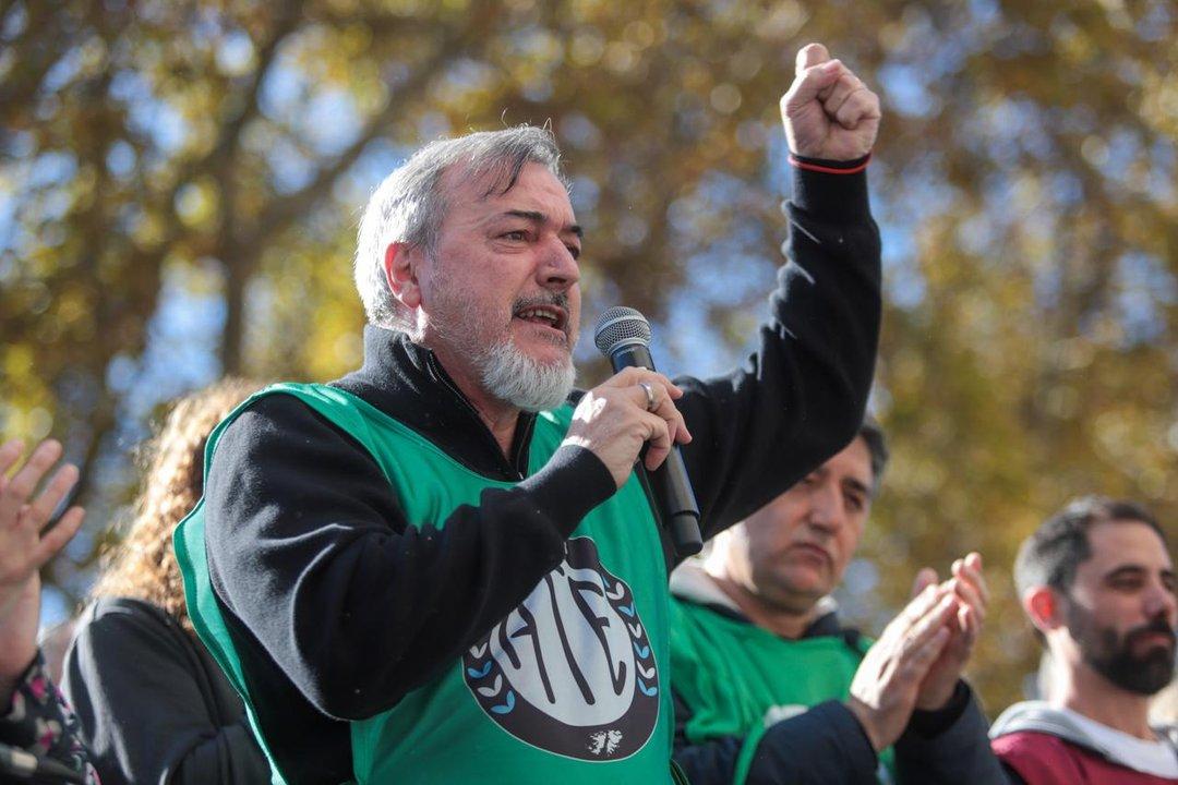 ATE rechazoacute la suba salarial que acordoacute UPCN y llamaraacute a asambleas