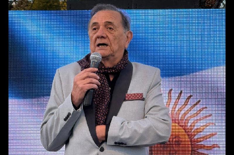 Adioacutes al Chiqui Pereyra- el tango pierde a una voz de oro tras un traacutegico accidente