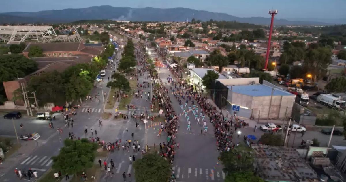  Municipalizacioacuten de Alto Comedero- Se trata de un tema que se puede discutir