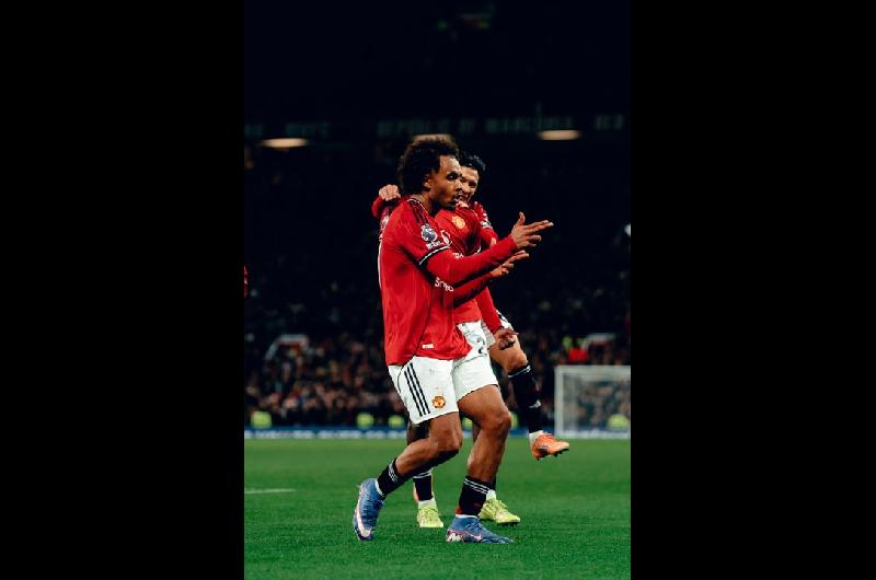 El Manchester United igualoacute con los Wolves y salioacute de zona de copas europeas