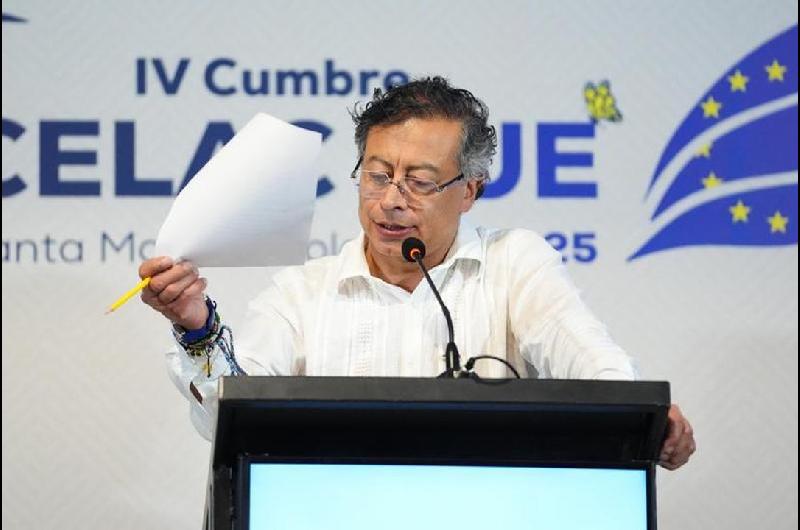 Petro confirmoacute que Estados Unidos atacoacute una presunta planta de drogas en Venezuela