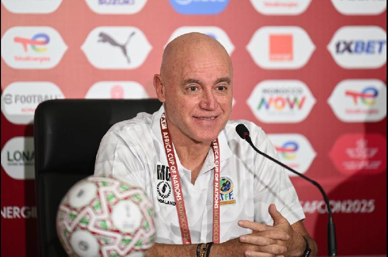 El DT argentino que llevoacute a Tanzania por primera vez a octavos de la Copa Africana