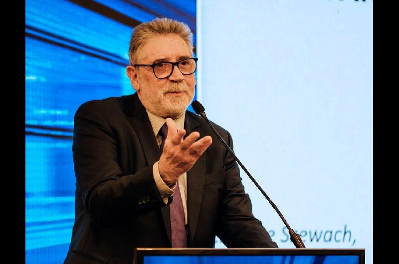 Para Szewach la falta de acumulacioacuten de reservas es ldquoel taloacuten de Aquilesrdquo del Gobierno