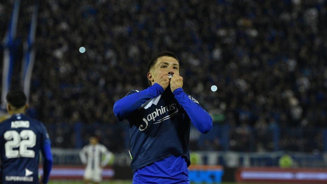 Thiago Fernaacutendez atacoacute a los dirigentes de Veacutelez- ldquoNo estaacuten a la alturardquo