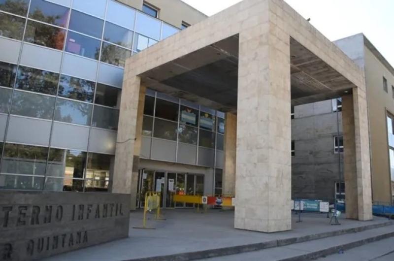 Primera jujentildeita del 2026 nacioacute a las 0002 en el Materno Infantil