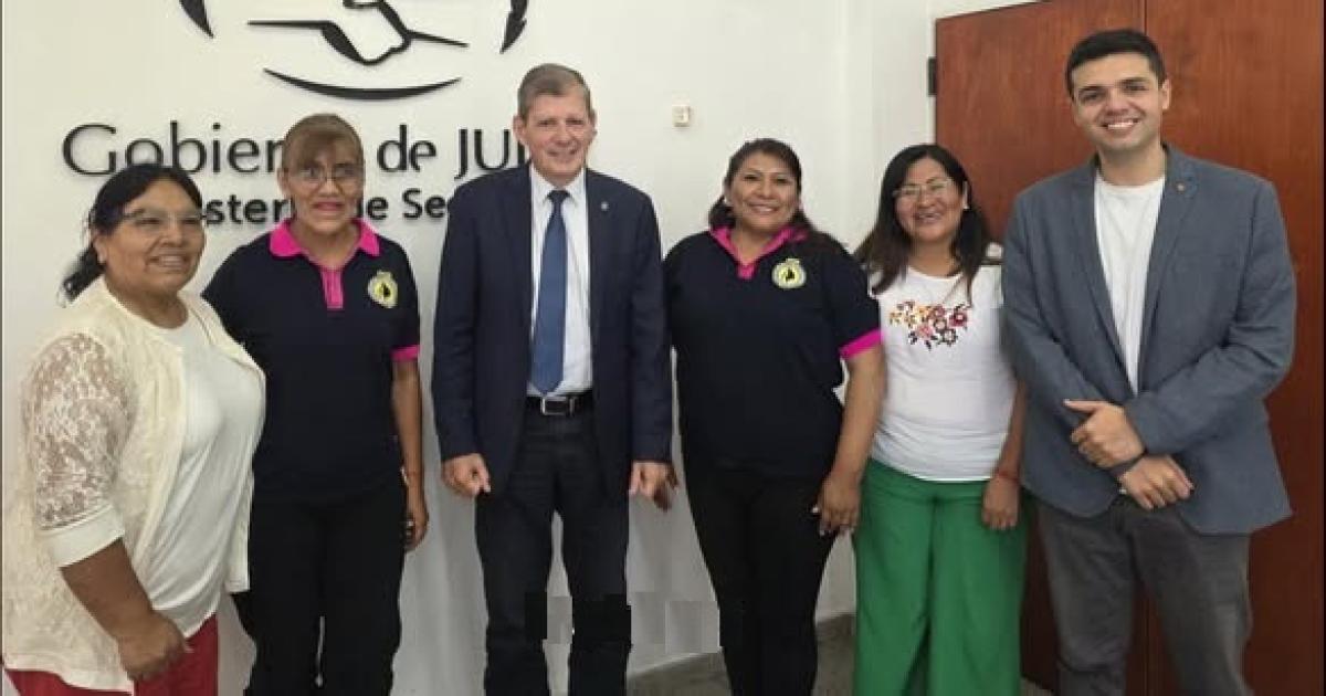 Diputada Castillo acompantildeoacute gestiones de la Asociacioacuten de Mujeres Taxistas