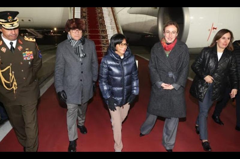 Delcy Rodriacuteguez quien reemplazariacutea a Maduro estaacute en Rusia seguacuten lsquoThe Objectiversquo