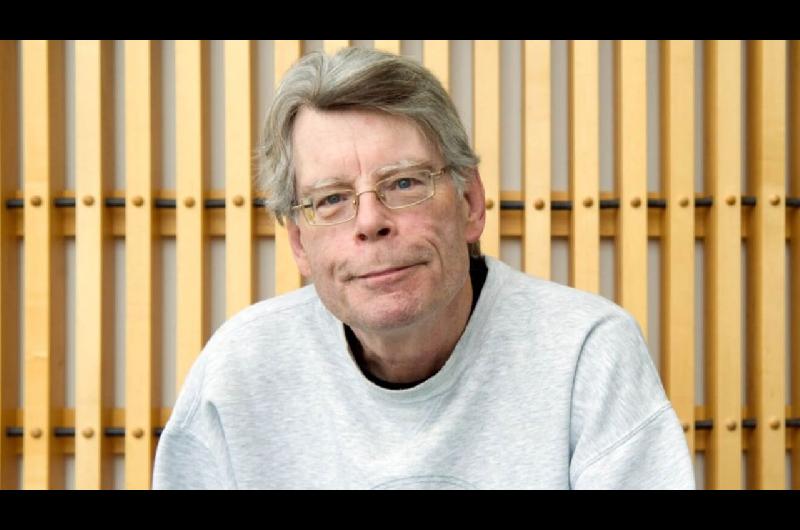 Stephen King criticoacute a Donald Trump tras la detencioacuten de Nicolaacutes Maduro- ldquoSe trata de petroacuteleo