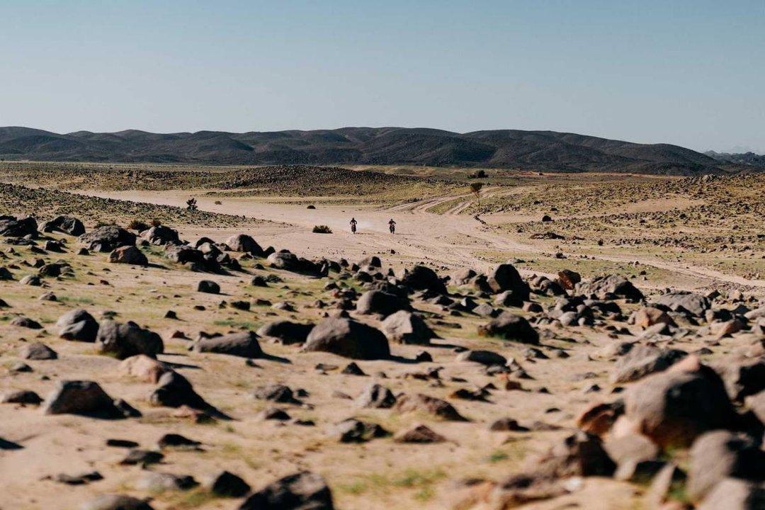 Proacutelogo Dakar 2026- resultados y tiempos destacados en motos coches y camiones