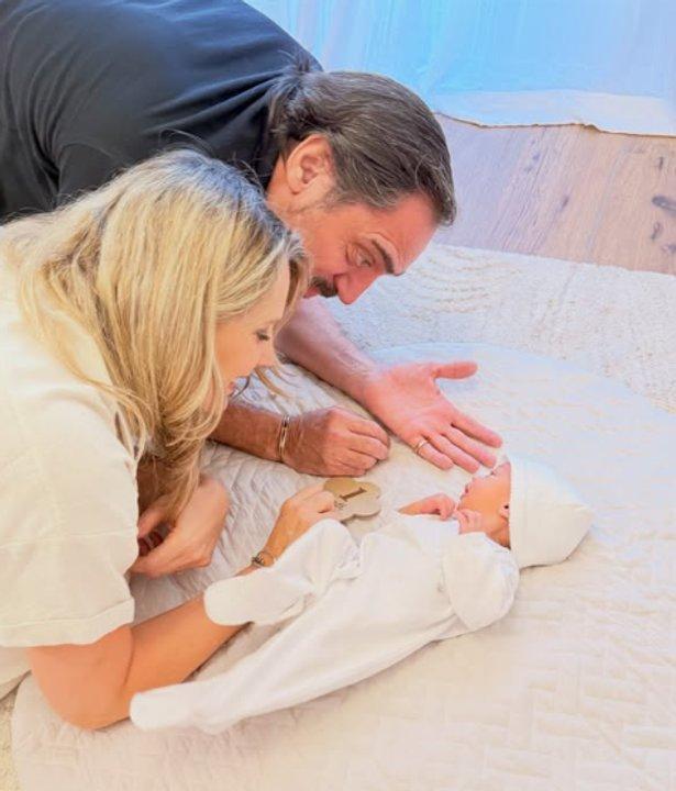 Isidro el hijo de Rociacuteo Marengo y Eduardo Fort celebroacute su primer mes de vida