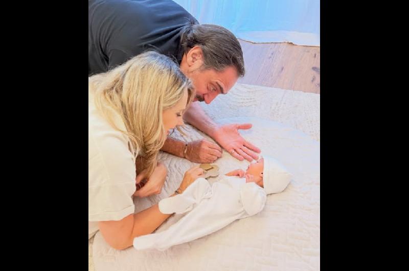 Isidro el hijo de Rociacuteo Marengo y Eduardo Fort celebroacute su primer mes de vida