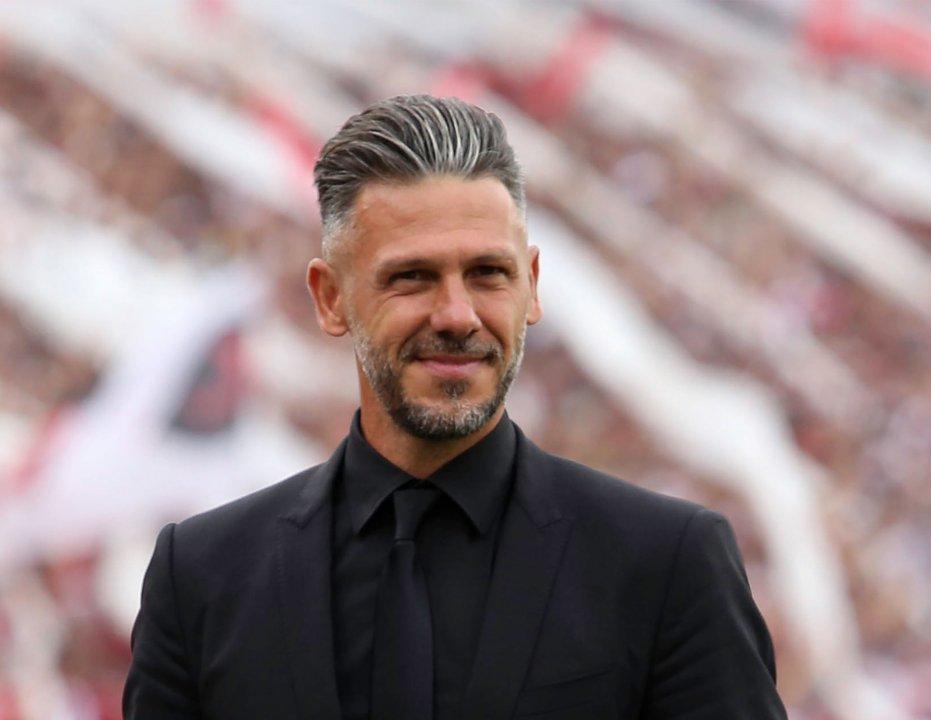 ldquoSos un fuego- filtran chat iacutentimo de Martiacuten Demichelis con una modelo en pleno Punta del Este