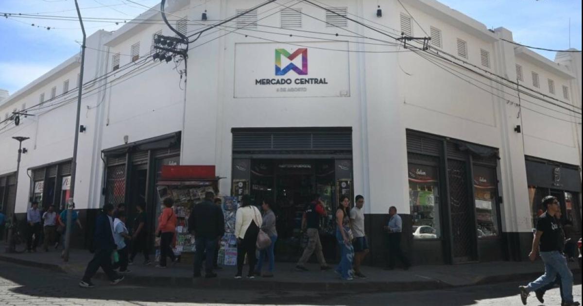 El Mercado Central 6 de Agosto invita a disfrutar de su agenda semanal