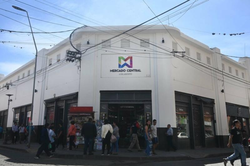 El Mercado Central 6 de Agosto invita a disfrutar de su agenda semanal
