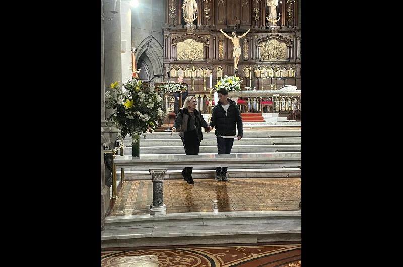 Carrioacute acompantildea a Yofe a declarar tras el allanamiento de su vivienda