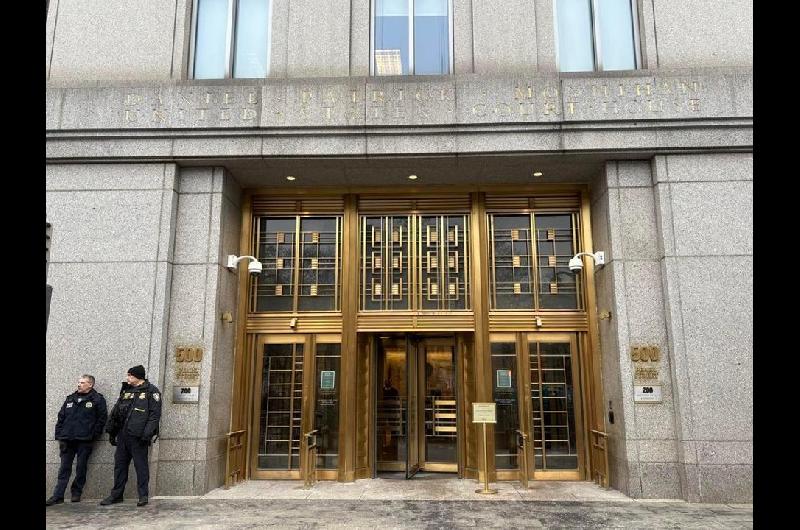 Claves de la tensioacuten en Venezuela- Maduro se declaroacute ldquoprisionero de guerrardquo ante juez y Trump definioacute equipo