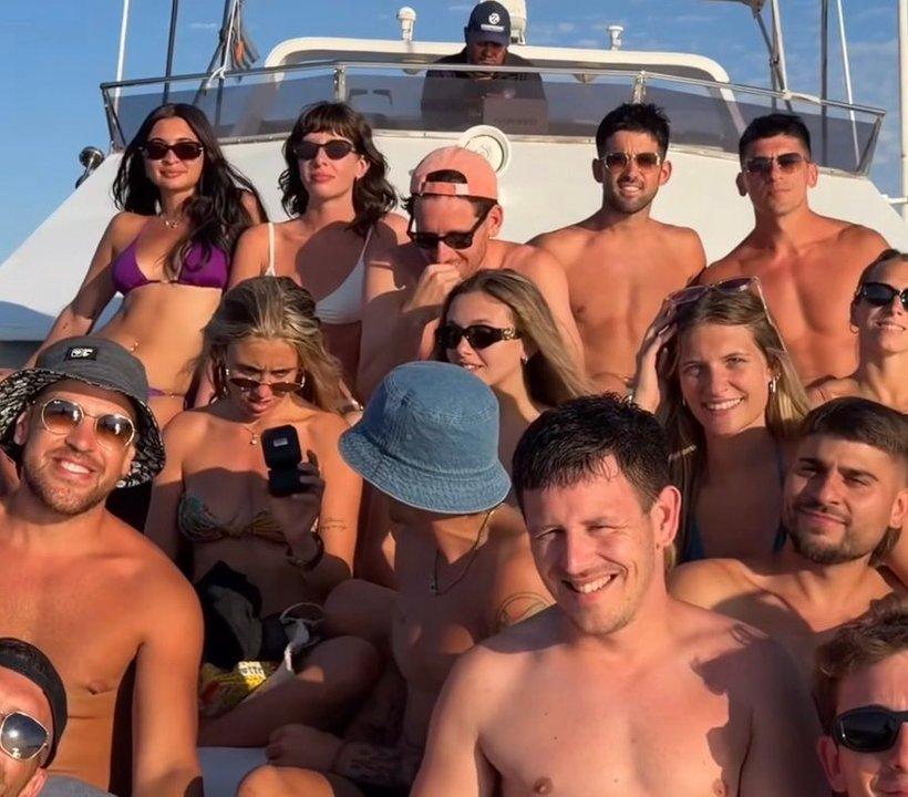 La viral propuesta de casamiento de Lucas Blondel a Morena Beltraacuten