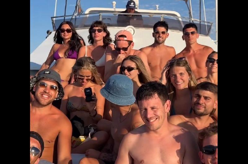 La viral propuesta de casamiento de Lucas Blondel a Morena Beltraacuten