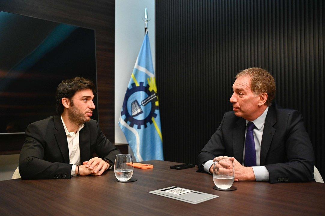 Santilli se reuacutene este mieacutercoles con el gobernador Ignacio Torres por la reforma laboral de Milei