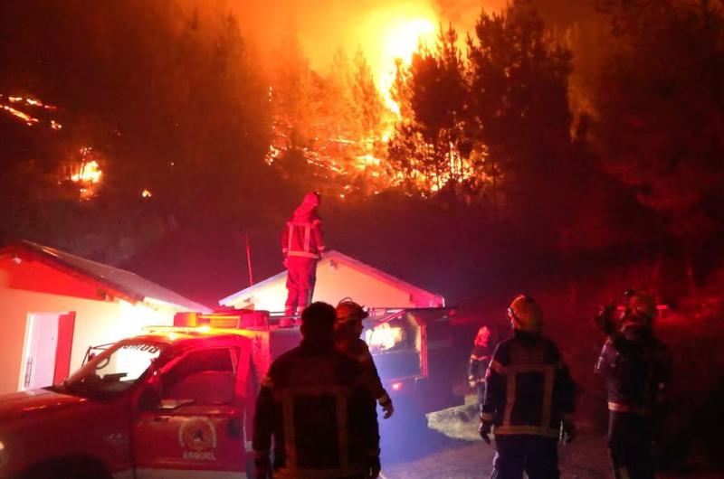 Maacutes de 4000 hectaacutereas arrasadas por los incendios en la Patagonia 