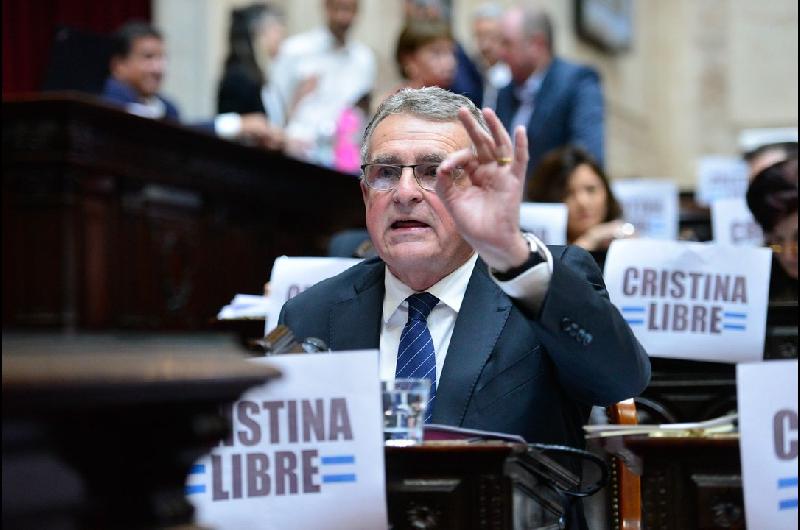 Rossi- ldquoEstamos en presencia de un intento de convertir la SIDE en una policiacutea secretardquo