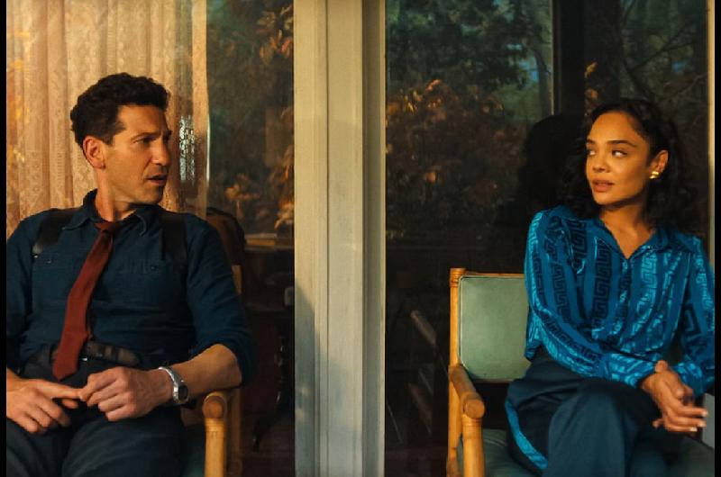 Coacutemo es ldquoEacutel y Ellardquo la nueva miniserie de Netflix llena de suspenso que ya es lo maacutes visto