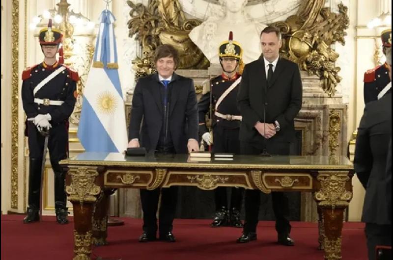 #128308Javier Milei EN VIVO- uacuteltimas noticias argentinas de poliacutetica minuto a minuto del 12 de enero de 2026