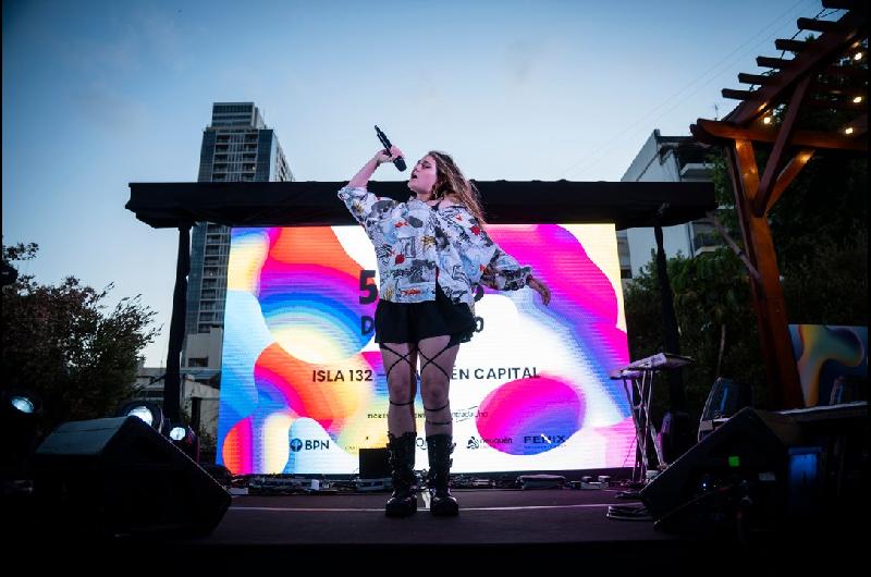 Coacutemo es la grilla de artistas que estaraacuten en la Fiesta Nacional de la Confluencia 2026