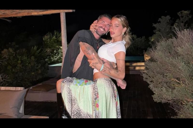 Rodrigo De Paul sorprendioacute a Tini Stoessel con un detalle que no podraacute borrarse