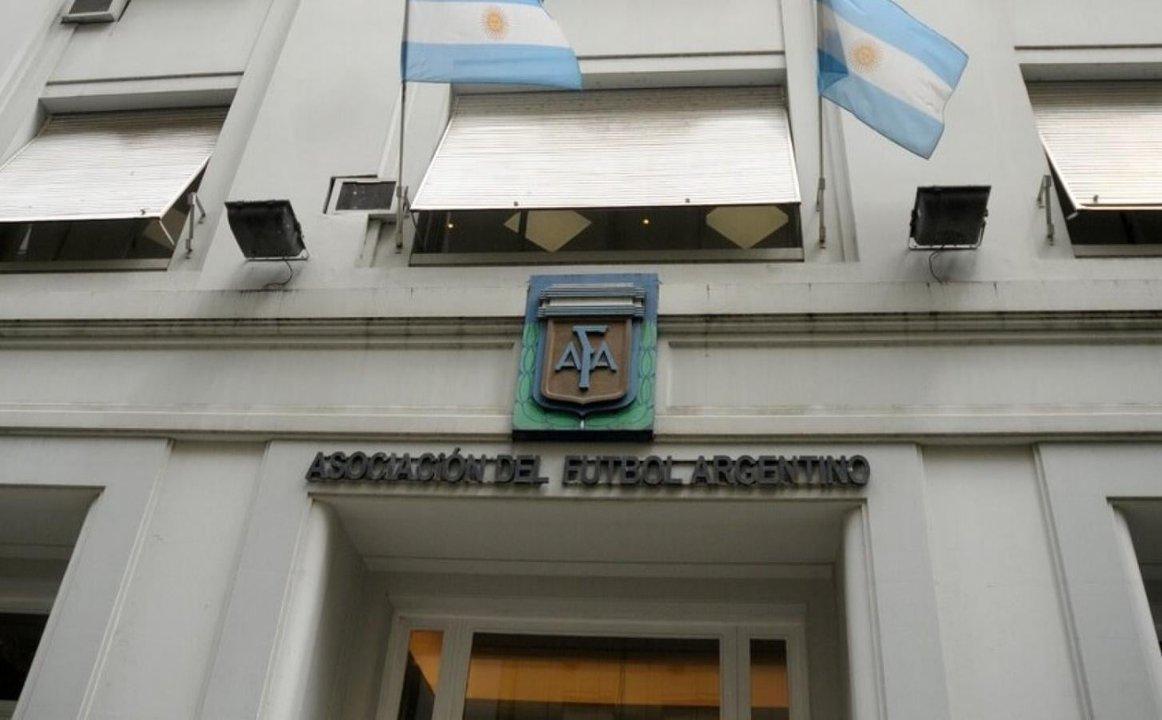 La AFA aseguroacute que el dinero para el Hospital Penna fue transferido ldquoen tiempo y formardquo