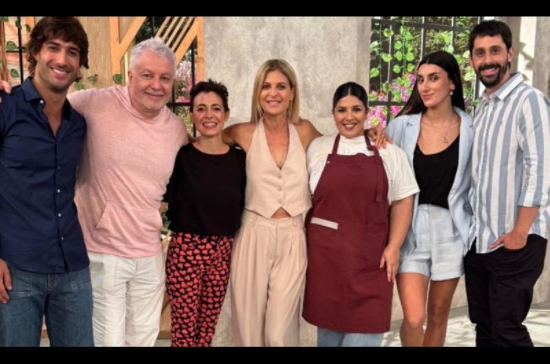 Eugenia Tobal debutoacute como conductora de un programa de cocina
