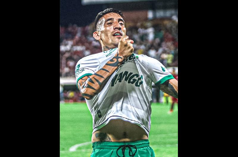 Ricardo Centurioacuten volveraacute a jugar en el fuacutetbol argentino tras su paso por Bolivia