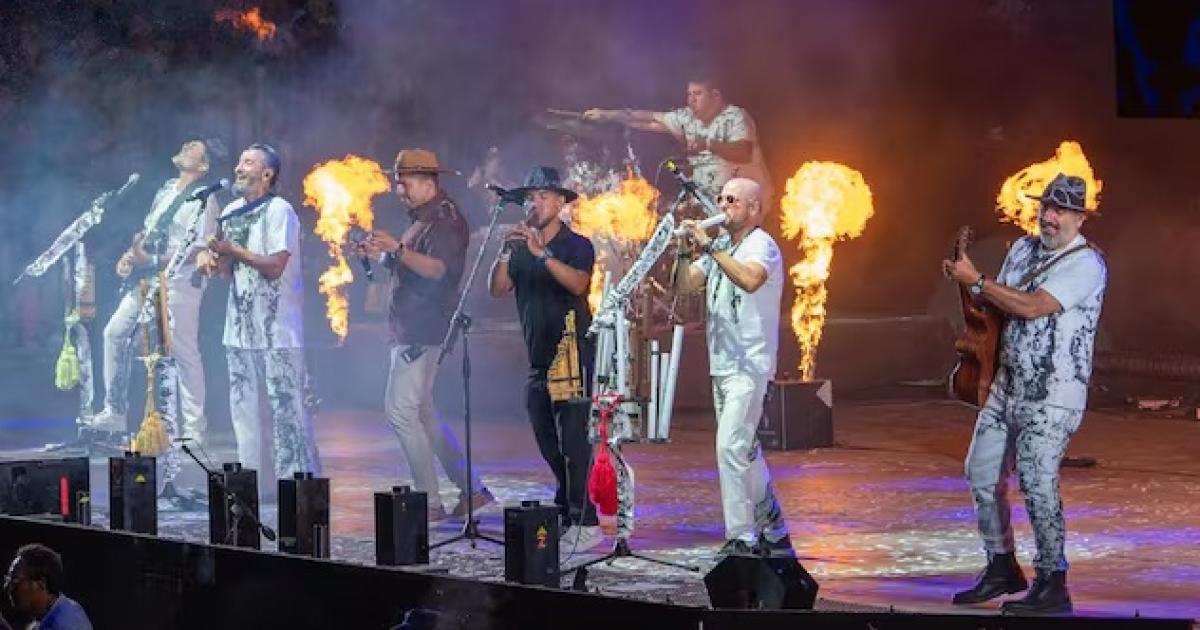 El carnaval jujentildeo y su identidad cultural brillaron en Jesuacutes Mariacutea