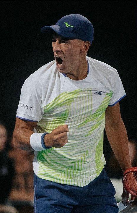 ATP Auckland- Baacuteez dominaba a Shelton cuando la lluvia frenoacute el partido