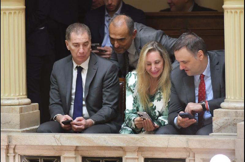 La mesa poliacutetica reactiva las reuniones para definir la estrategia legislativa por la Reforma Laboral