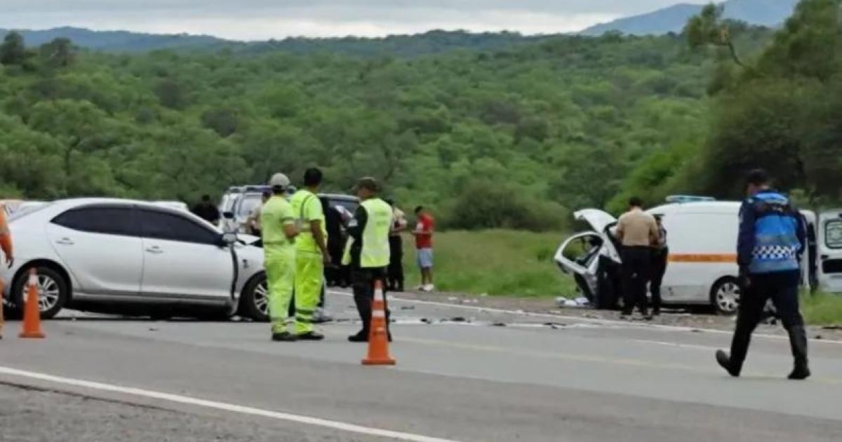 Choque fatal en Guumlemes entre un auto y una ambulancia