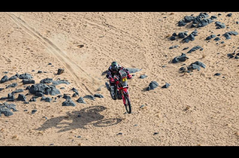 Rally Dakar- Benavides perdioacute el liderazgo en motos y todo se define en la uacuteltima etaa