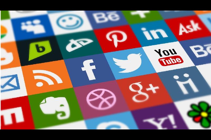 Australia- bloquearon casi cinco millones de cuentas de menores de 16 antildeos