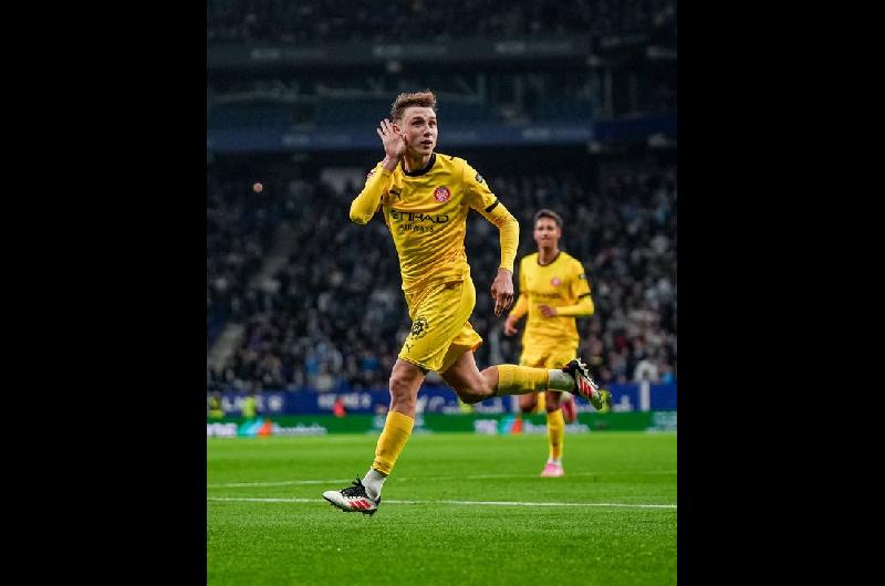 El Girona le ganoacute al Espanyol por 2-0 y se acerca a la zona de Conference League