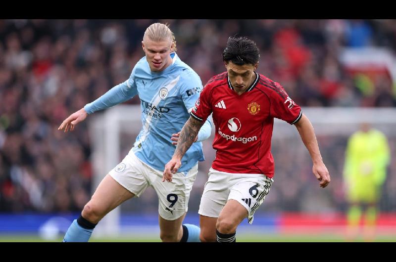 Tras el triunfo en el claacutesico Lisandro Martiacutenez desafioacute a un iacutedolo del Manchester United